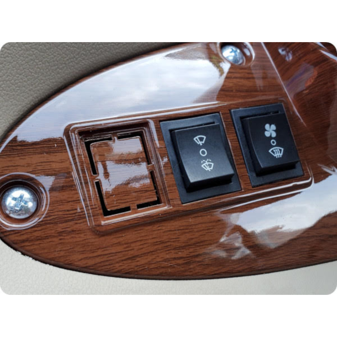 GIO Golf Fully Enclosed Mobility Scooter - 30 Mile Distance - 18.5 MPH - primehubstore.shop Scooters