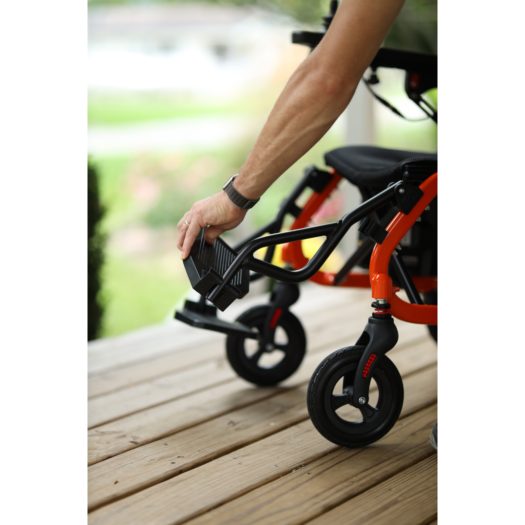 SuperHandy GoRide Electric Wheelchair - 24V 6Ah Battery - Only 39 lbs GUT155 - primehubstore.shop