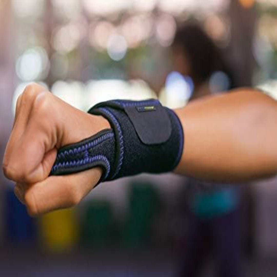Actimove Adjustable Wrist Support - Universal Black - primehubstore.shop Wrist Brace