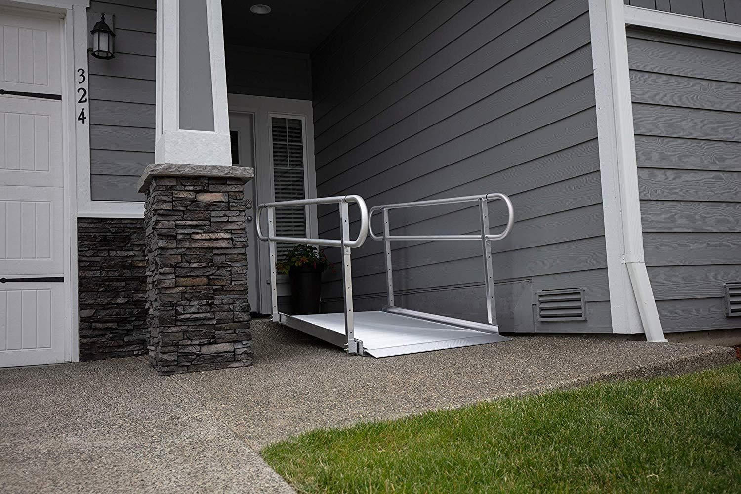 EZ-ACCESS Gateway 3G Portable Solid Surface Mobility Ramps with Two-Line Handrails - primehubstore.shop Mobility Ramps