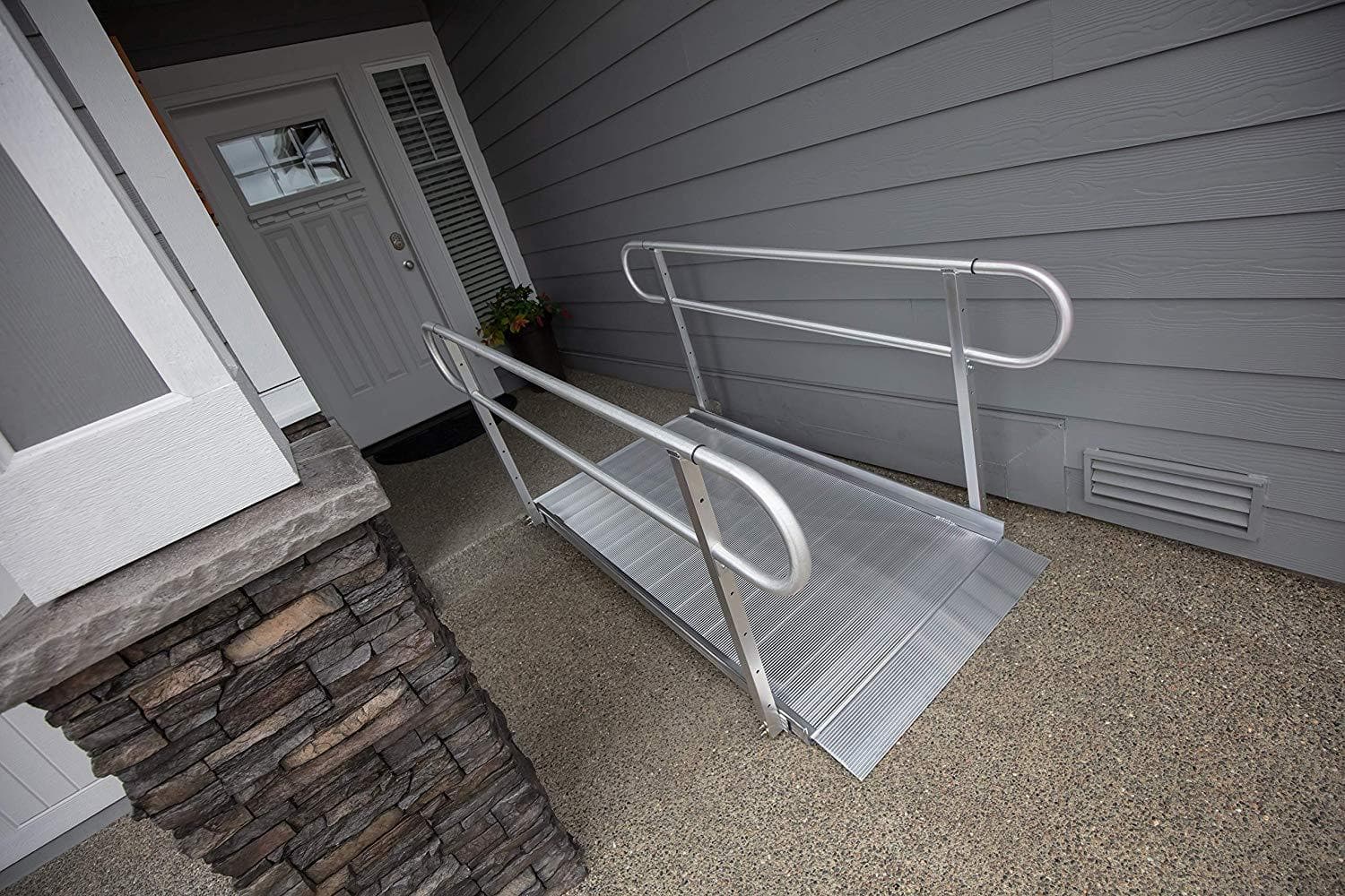 EZ-ACCESS Gateway 3G Portable Solid Surface Mobility Ramps with Two-Line Handrails - primehubstore.shop Mobility Ramps