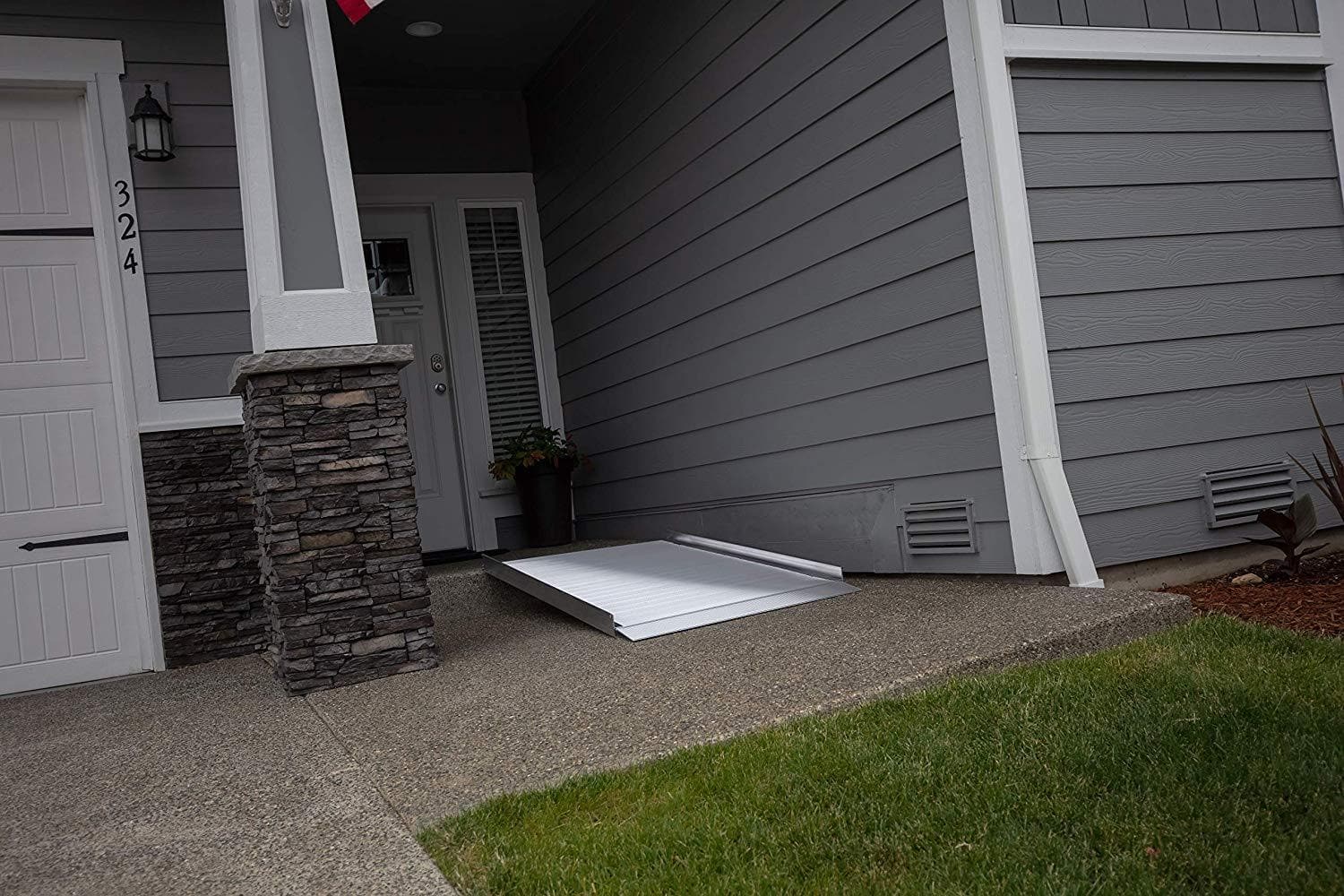 EZ-ACCESS Gateway 3G Portable Solid Surface Mobility Ramps - primehubstore.shop Mobility Ramps