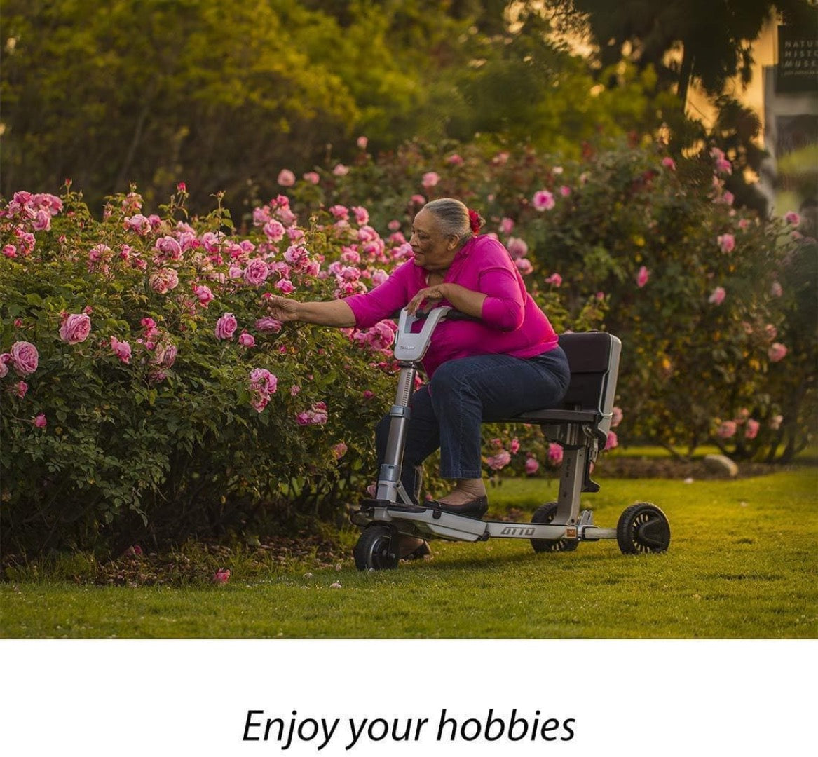 Moving Life ATTO Full-Size Folding Travel Scooter - Airline Approved - Blowout - primehubstore.shop Scooters