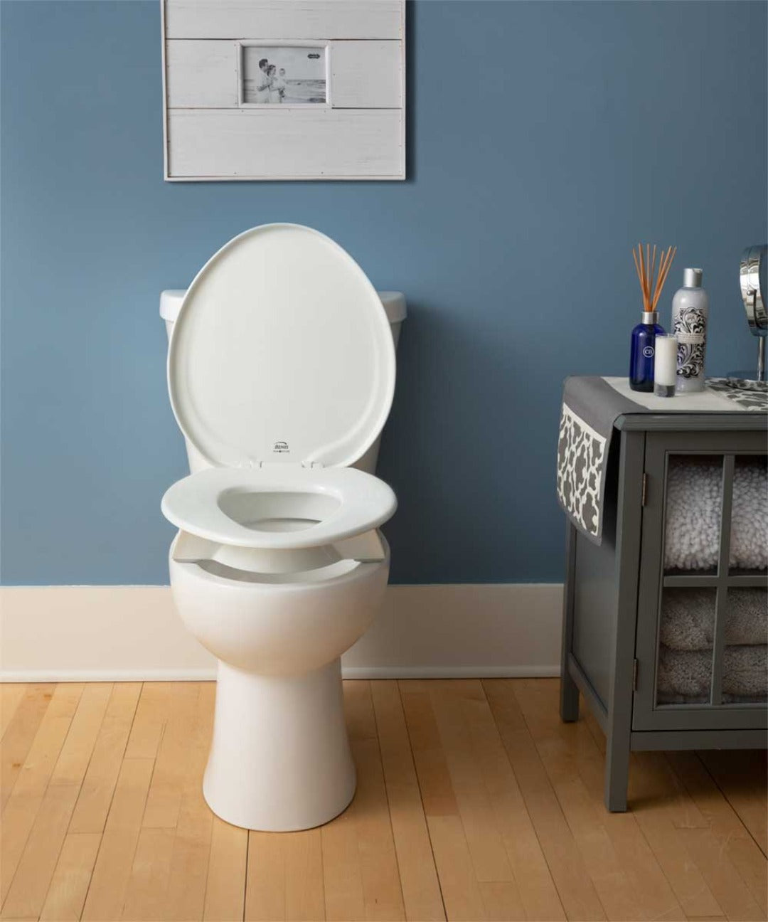 Bemis Clean Shield Elevated Toilet Seat with Support Arms - The Most Secure Fit - primehubstore.shop Toilet Safety Frames